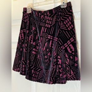 La Hearts velvet design skirt